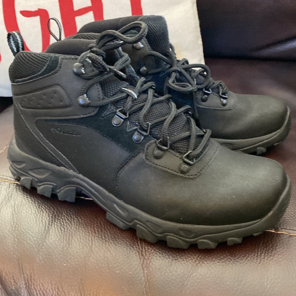 Men’s Columbia Newton Ridge hiking boots
